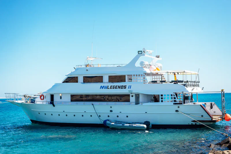 Technical Liveaboard 4 mv Legens II